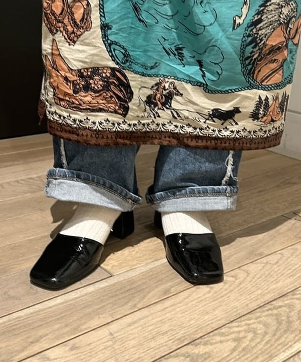 佐藤 亜美さんの「BEAMS WOMEN｜Ray BEAMS / アンクルストラップ パンプス」を使ったコーディネート