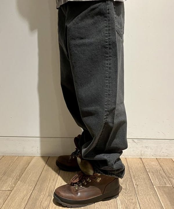 西村 光平さんの「BEAMS WOMEN｜orSlow / 101 DAD'S FIT DENIM PANTS BLACK」を使ったコーディネート