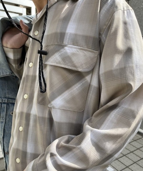 平柳 楓馬さんの「BEAMS WOMEN｜BEAMS / オンブレチェック オープンカラー シャツ」を使ったコーディネート