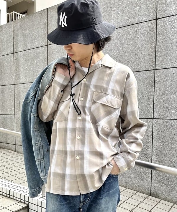 平柳 楓馬さんの「BEAMS WOMEN｜BEAMS / オンブレチェック オープンカラー シャツ」を使ったコーディネート