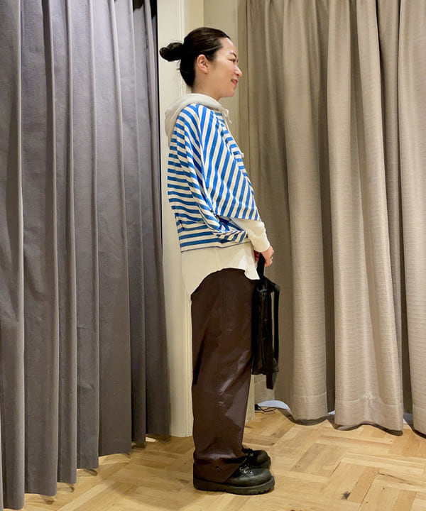 コウリキ　マミさんの「BEAMS WOMEN｜BAG'n'NOUN &times; BEAMS BOY / 別注 ドット バッグ」を使ったコーディネート