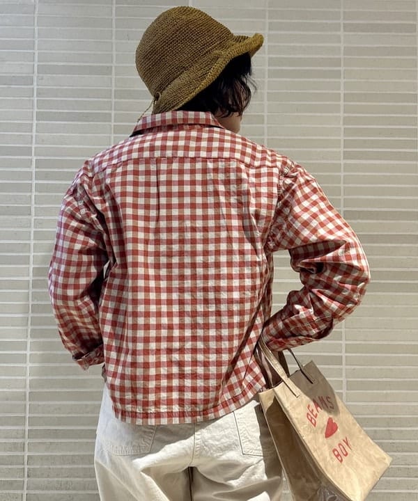 小原 もこさんの「BEAMS WOMEN｜BEAMS BOY / BBロゴ ショップバック」を使ったコーディネート