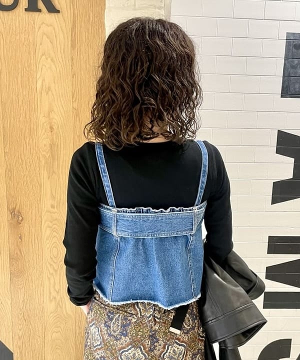 カタヤマ アヤさんの「BEAMS WOMEN｜テレコ リブ クルーネック トップス」を使ったコーディネート