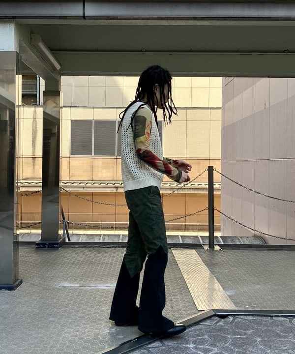 森 凌真さんの「BEAMS WOMEN｜BEAMS / 5ゲージ メッシュ ベスト」を使ったコーディネート