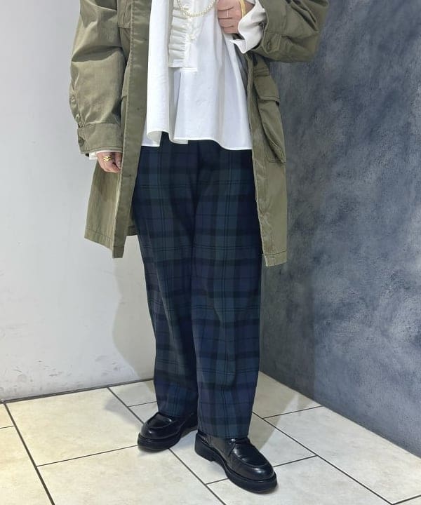 吉野 多恵さんの「BEAMS WOMEN｜PASCUCCI × Demi-Luxe BEAMS / 別注 レースアップ ショートブーツ」を使ったコーディネート