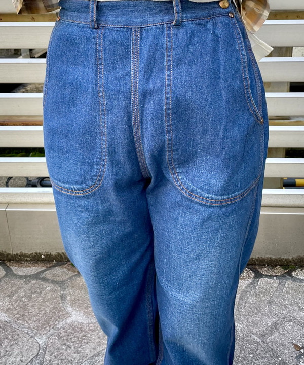 コウリキ　マミさんの「BEAMS WOMEN｜JANSPORT / Right Pack Mini」を使ったコーディネート