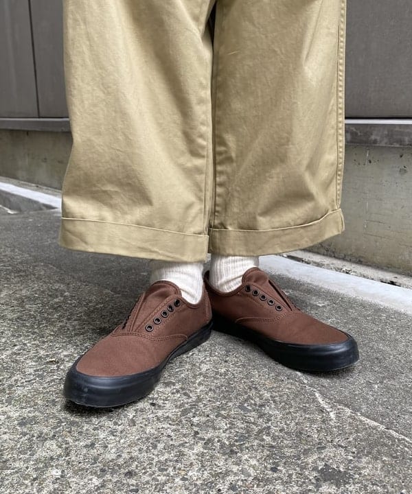 Kaoru Sakumaさんの「BEAMS WOMEN｜BEAMS BOY / ミリタリー チノパンツ」を使ったコーディネート