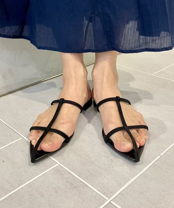 五十峯 さよさんの「BEAMS WOMEN｜ポインテッド ヌードサンダル .M」を使ったコーディネート