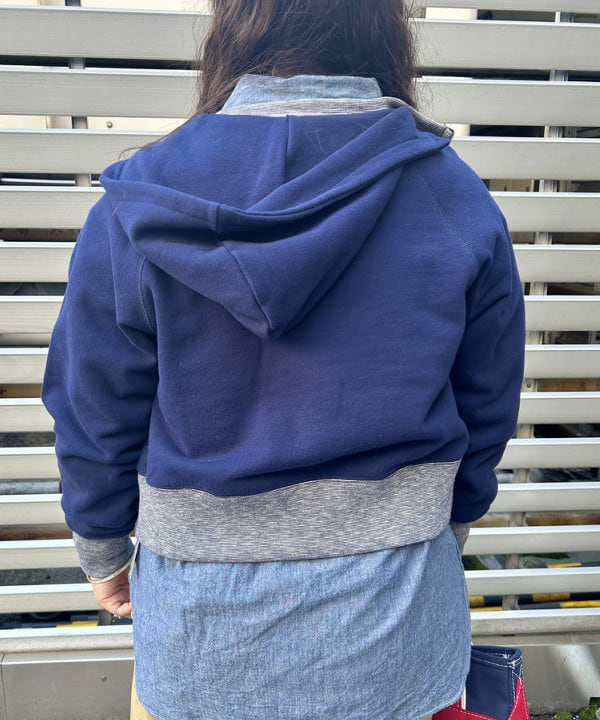 おとむさんの「BEAMS WOMEN｜【別注】BUZZ RICKSON'S / シャンブレー ロングスリーブ シャツ」を使ったコーディネート