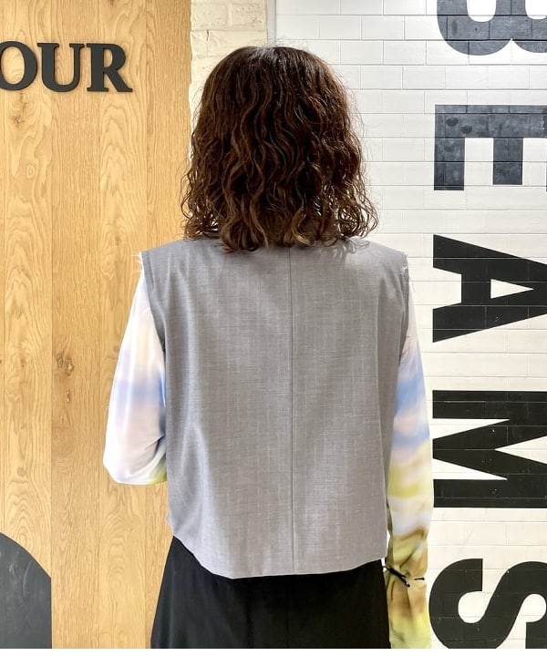 カタヤマ アヤさんの「BEAMS WOMEN｜Ray BEAMS / チュール キリカエ ティアード スカート」を使ったコーディネート