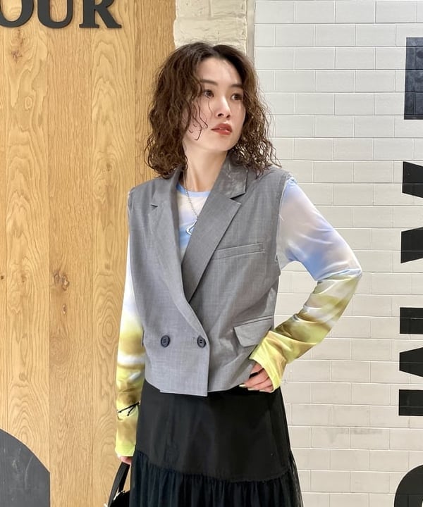 カタヤマ アヤさんの「BEAMS WOMEN｜Ray BEAMS / チュール キリカエ ティアード スカート」を使ったコーディネート