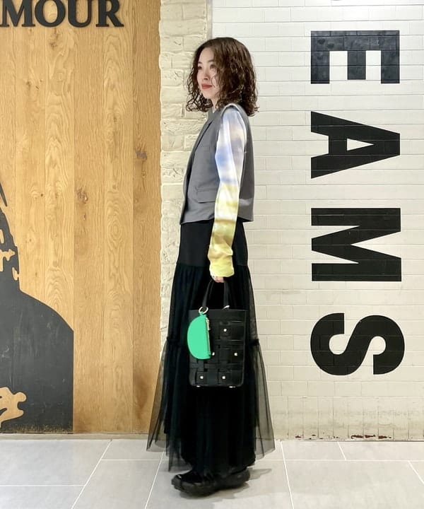 カタヤマ アヤさんの「BEAMS WOMEN｜Ray BEAMS / チュール キリカエ ティアード スカート」を使ったコーディネート