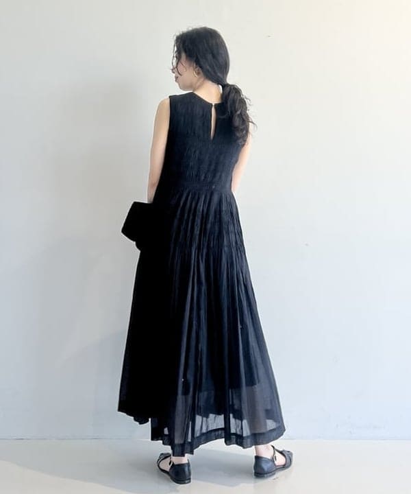 中丸　栞さんの「BEAMS WOMEN｜」を使ったコーディネート