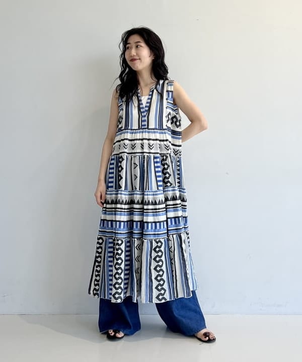 中丸　栞さんの「BEAMS WOMEN｜LAOCOONTE / VALEN サンダル」を使ったコーディネート