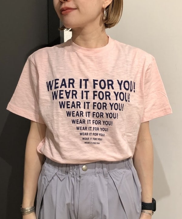 おはぎ(萩原)さんの「BEAMS WOMEN｜【別注】BUZZ RICKSON'S / シャンブレー ロングスリーブ シャツ」を使ったコーディネート