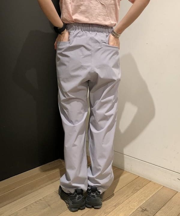 おはぎ(萩原)さんの「BEAMS WOMEN｜【別注】BUZZ RICKSON'S / シャンブレー ロングスリーブ シャツ」を使ったコーディネート