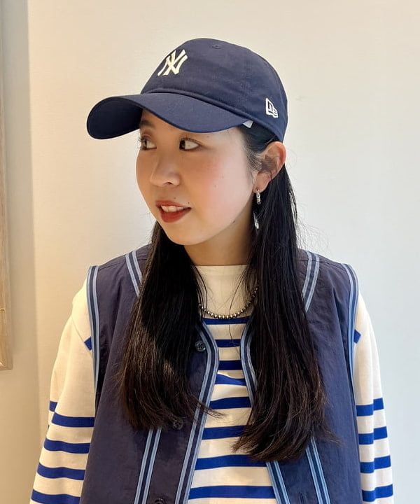 ミナミマリコさんの「BEAMS WOMEN｜ナバルボーダー ビッグ ボートネック カットソー」を使ったコーディネート