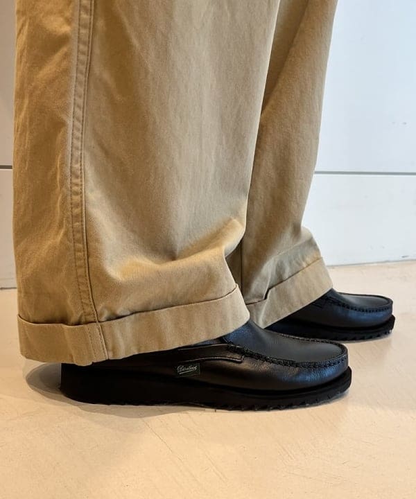 ミナミマリコさんの「BEAMS WOMEN｜ナバルボーダー ビッグ ボートネック カットソー」を使ったコーディネート