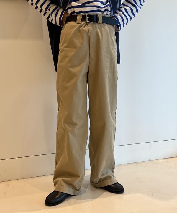 ミナミマリコさんの「BEAMS WOMEN｜ナバルボーダー ビッグ ボートネック カットソー」を使ったコーディネート