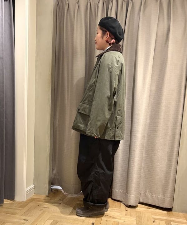 Kyooka Sayakaさんの「BEAMS WOMEN｜Barbour / OVERSIZE PEACHED BEADALE CASUAL JACKET」を使ったコーディネート
