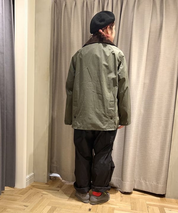 Kyooka Sayakaさんの「BEAMS WOMEN｜Barbour / OVERSIZE PEACHED BEADALE CASUAL JACKET」を使ったコーディネート