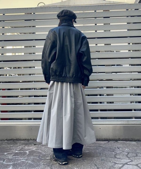 翔さんの「BEAMS WOMEN｜ワイドフィット 4ポケット レザー ブルゾン」を使ったコーディネート