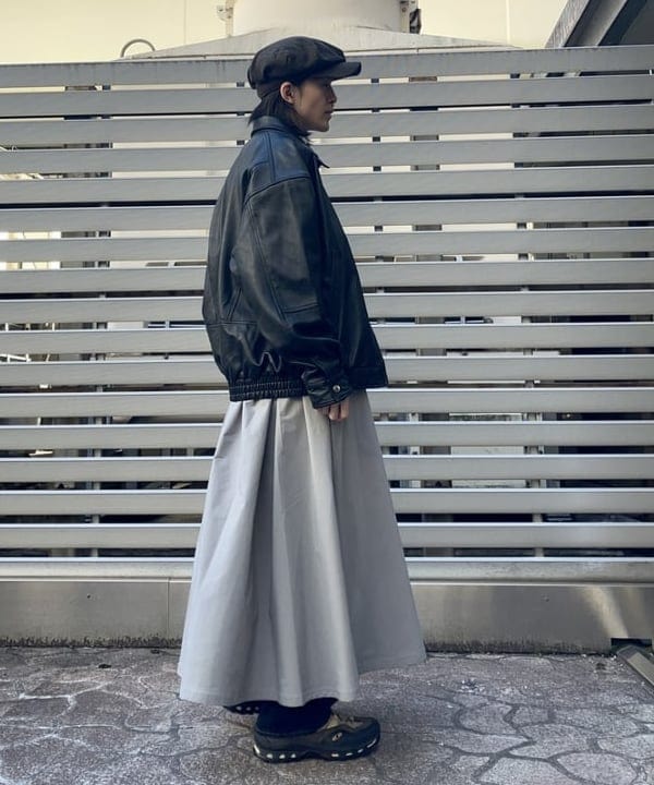 翔さんの「BEAMS WOMEN｜ワイドフィット 4ポケット レザー ブルゾン」を使ったコーディネート