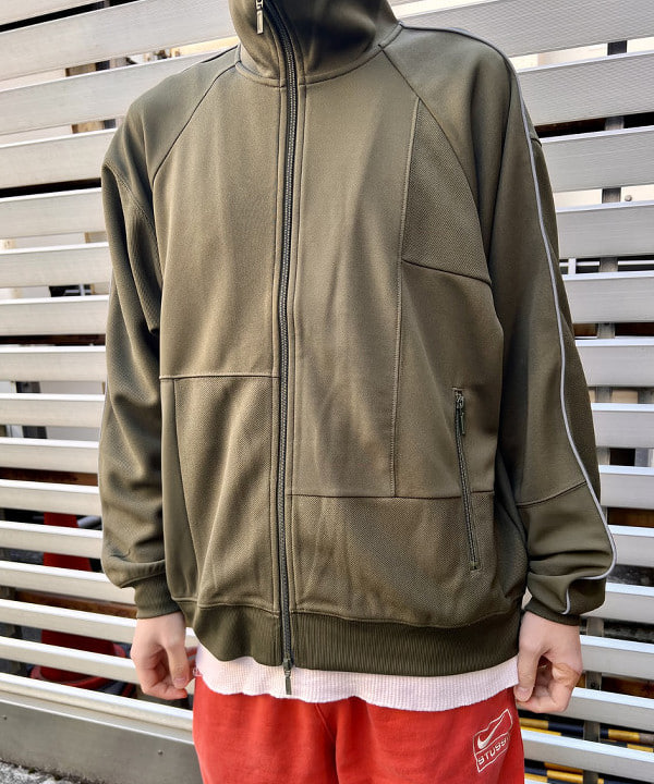 高遠 恒巳さんの「BEAMS WOMEN｜」を使ったコーディネート