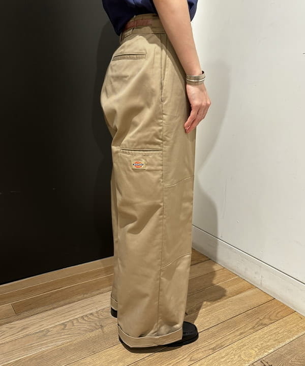 おはぎ(萩原)さんの「BEAMS WOMEN｜JANSPORT / Right Pack Mini」を使ったコーディネート