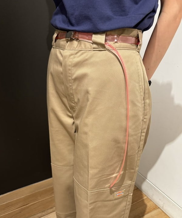 おはぎ(萩原)さんの「BEAMS WOMEN｜JANSPORT / Right Pack Mini」を使ったコーディネート