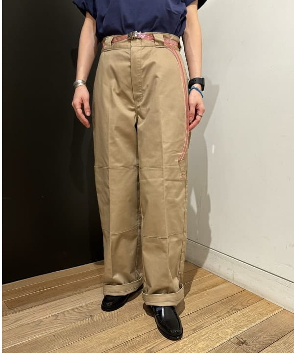 おはぎ(萩原)さんの「BEAMS WOMEN｜JANSPORT / Right Pack Mini」を使ったコーディネート