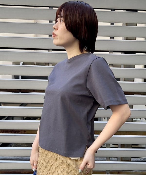 岡 妃呂美さんの「BEAMS WOMEN｜」を使ったコーディネート