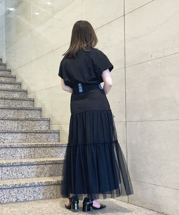田中 里実さんの「BEAMS WOMEN｜Ray BEAMS / チュール キリカエ ティアード スカート」を使ったコーディネート