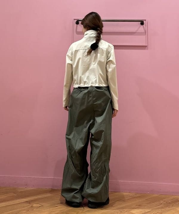 佐々木 南美さんの「BEAMS WOMEN｜BEAMS BOY / US ARMY オーバー パンツ」を使ったコーディネート
