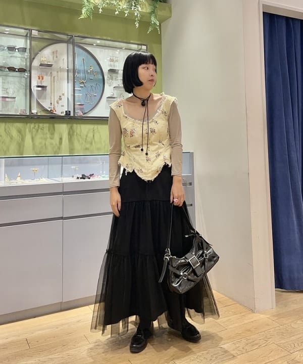 キホさんの「BEAMS WOMEN｜Ray BEAMS / チュール キリカエ ティアード スカート」を使ったコーディネート