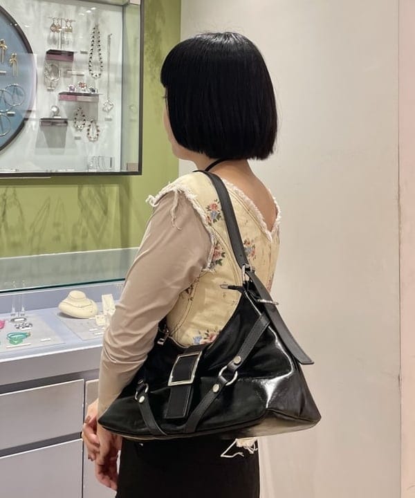 キホさんの「BEAMS WOMEN｜Ray BEAMS / チュール キリカエ ティアード スカート」を使ったコーディネート