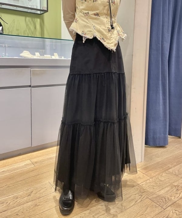 キホさんの「BEAMS WOMEN｜Ray BEAMS / チュール キリカエ ティアード スカート」を使ったコーディネート