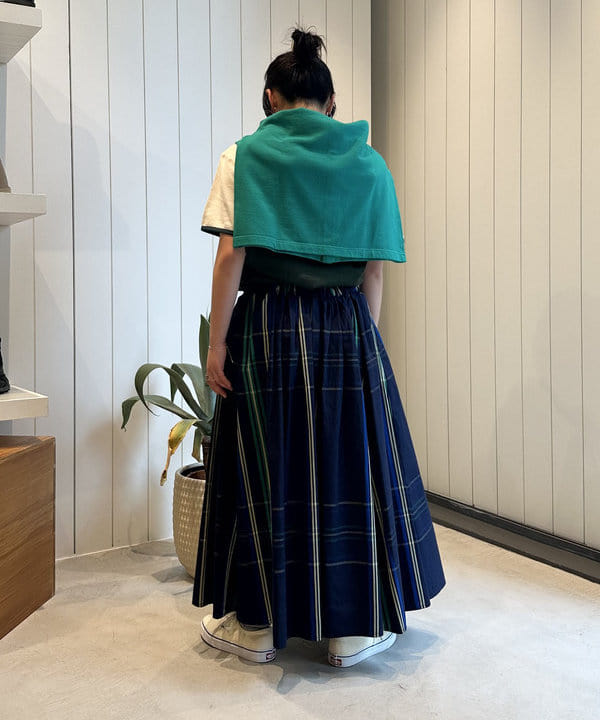 ナガオカ サキさんの「BEAMS WOMEN｜VANS / AUTHENTIC」を使ったコーディネート