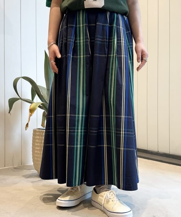 ナガオカ サキさんの「BEAMS WOMEN｜VANS / AUTHENTIC」を使ったコーディネート