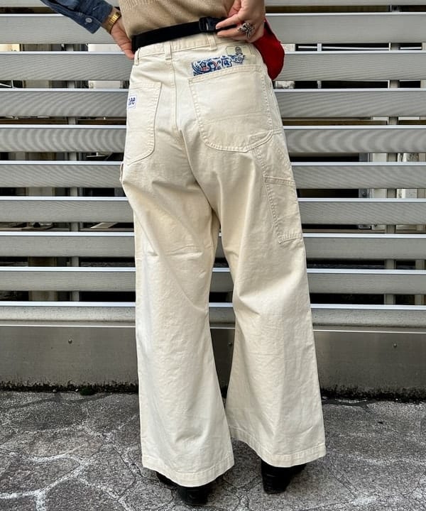 ナツハさんの「BEAMS WOMEN｜【別注】BUZZ RICKSON'S / シャンブレー ロングスリーブ シャツ」を使ったコーディネート