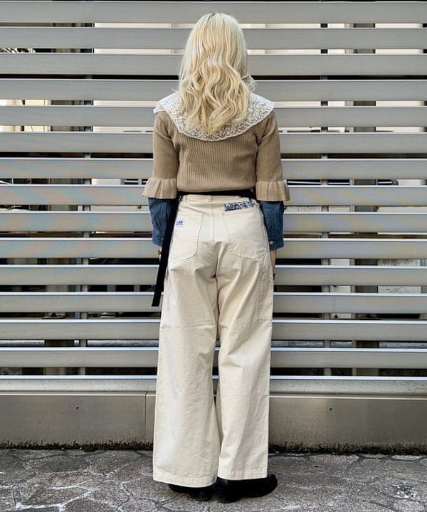 ナツハさんの「BEAMS WOMEN｜【別注】BUZZ RICKSON'S / シャンブレー ロングスリーブ シャツ」を使ったコーディネート