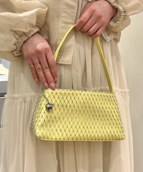 神坂 莉子さんの「BEAMS WOMEN｜Ray BEAMS / チュール キリカエ ティアード スカート」を使ったコーディネート