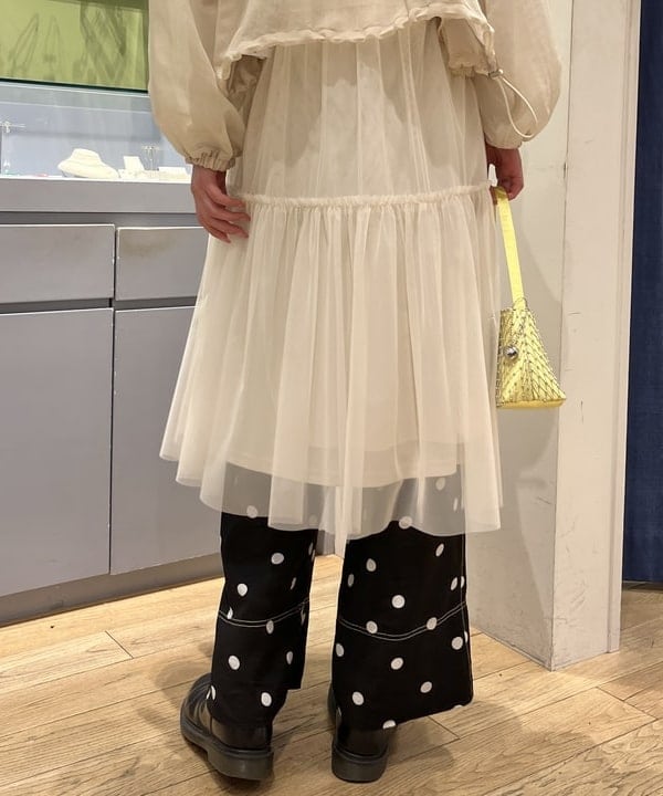 神坂 莉子さんの「BEAMS WOMEN｜Ray BEAMS / チュール キリカエ ティアード スカート」を使ったコーディネート