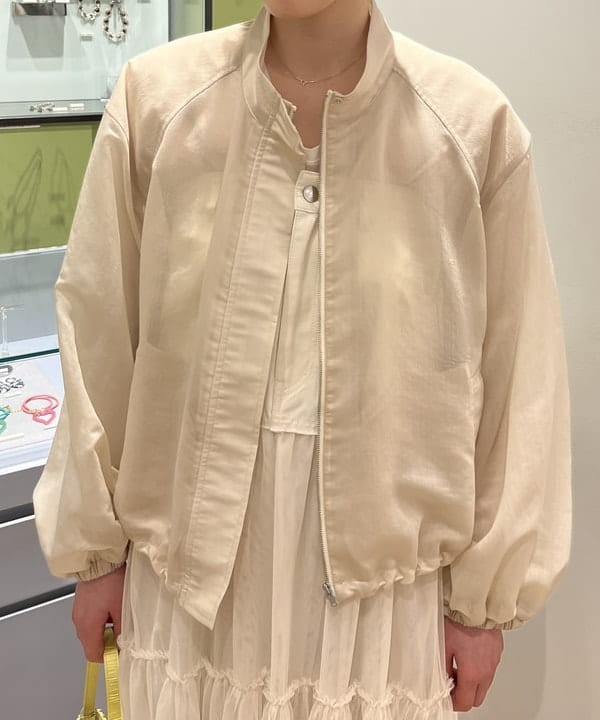 神坂 莉子さんの「BEAMS WOMEN｜Ray BEAMS / チュール キリカエ ティアード スカート」を使ったコーディネート