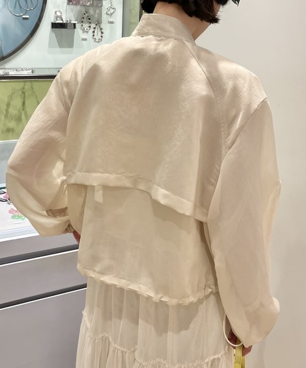 神坂 莉子さんの「BEAMS WOMEN｜Ray BEAMS / チュール キリカエ ティアード スカート」を使ったコーディネート