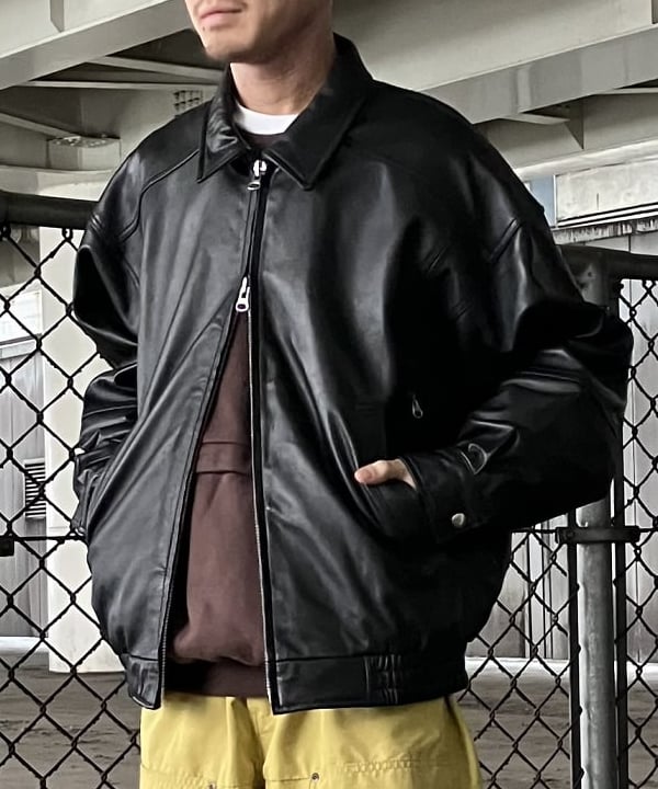 ホサカさんの「BEAMS WOMEN｜ワイドフィット 4ポケット レザー ブルゾン」を使ったコーディネート