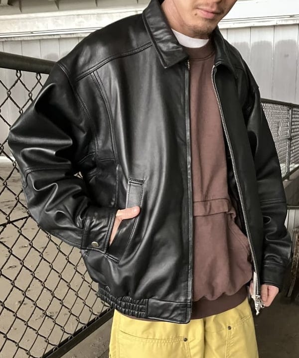 ホサカさんの「BEAMS WOMEN｜ワイドフィット 4ポケット レザー ブルゾン」を使ったコーディネート