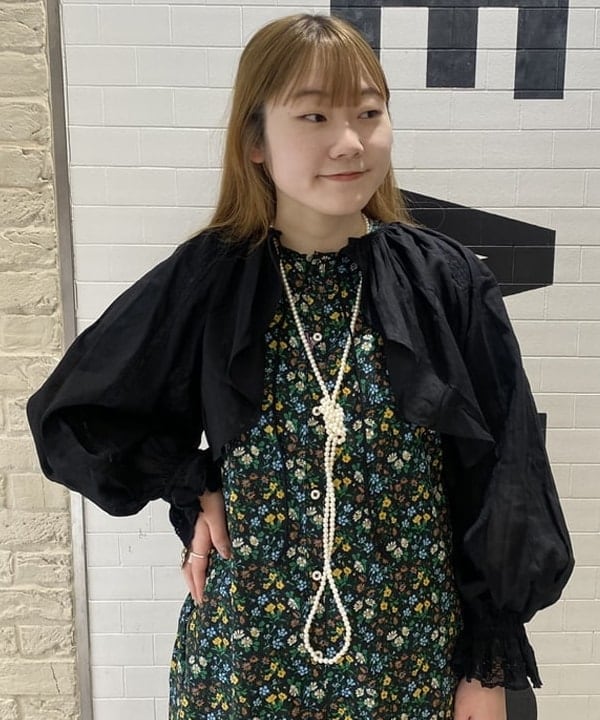木村 海侑さんの「BEAMS WOMEN｜BEAMS BOY / ペーパー ショルダーバッグ 24SS」を使ったコーディネート