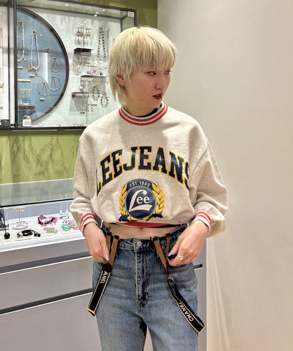 シミズ ネネさんの「BEAMS WOMEN｜Lee / SHORT PULLOVER SWEAT」を使ったコーディネート