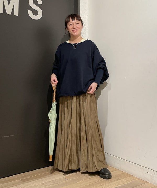 IZUMI MAYUMIさんの「BEAMS WOMEN｜AK+1 / アンブレラ スカート」を使ったコーディネート